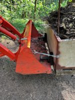 leaf-bucket-attached.jpg