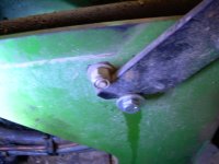 seat tilt lock 001.JPG