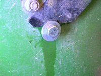 seat tilt lock 002.JPG