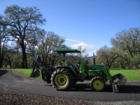 JD 970, Bradco hoe, Long 4n1 bucket.jpg