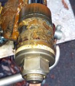 BF300A_piston_cap.jpg