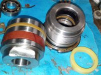 piston_cap_seal.jpg
