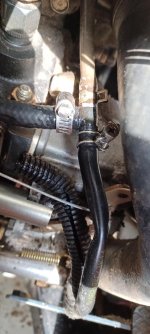 GC2300 Collapsed Fuel Hose.jpg