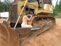 Steph uses the dozer as a rest to shoot Tripod, 28 April 2007.jpg