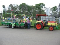 parade-tractor.JPG