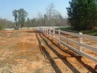 Vinyl fence gate..jpg