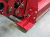 Rear skids resized2.jpg