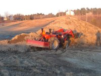 loam pile massey.JPG