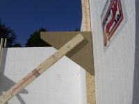 Bracing closeup top.JPG