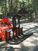 Millonzi LD-48 Grapple 004.jpg