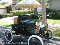 1905 Olds Curved Dash.jpga.JPG