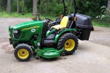 tractorbagger.jpg
