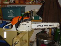 325344-chainsaw-2-small.jpg
