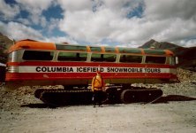 35-181429-tracked_bus.jpg