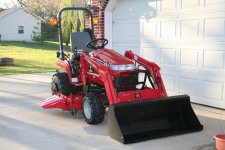 Massey Ferguson GC-2300 p4.jpg