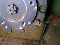 MossRoadWheelMotor09.JPG