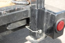 trailer legs1.JPG