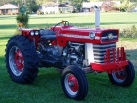 Massey Ferguson 001.jpg