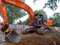 ec_zaxis_230__andy_001.jpg