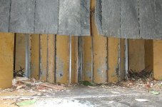 327850-s16.JPG