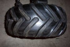 236072-treadfront1.jpg