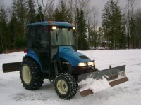 tractorwithblade1.JPG
