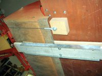 11 Bucket attachment - Lower_sm.JPG 11 Bucket attachment - Lower_sm.JPG