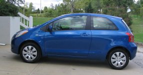 Yaris 9-23-06 008 B.JPG